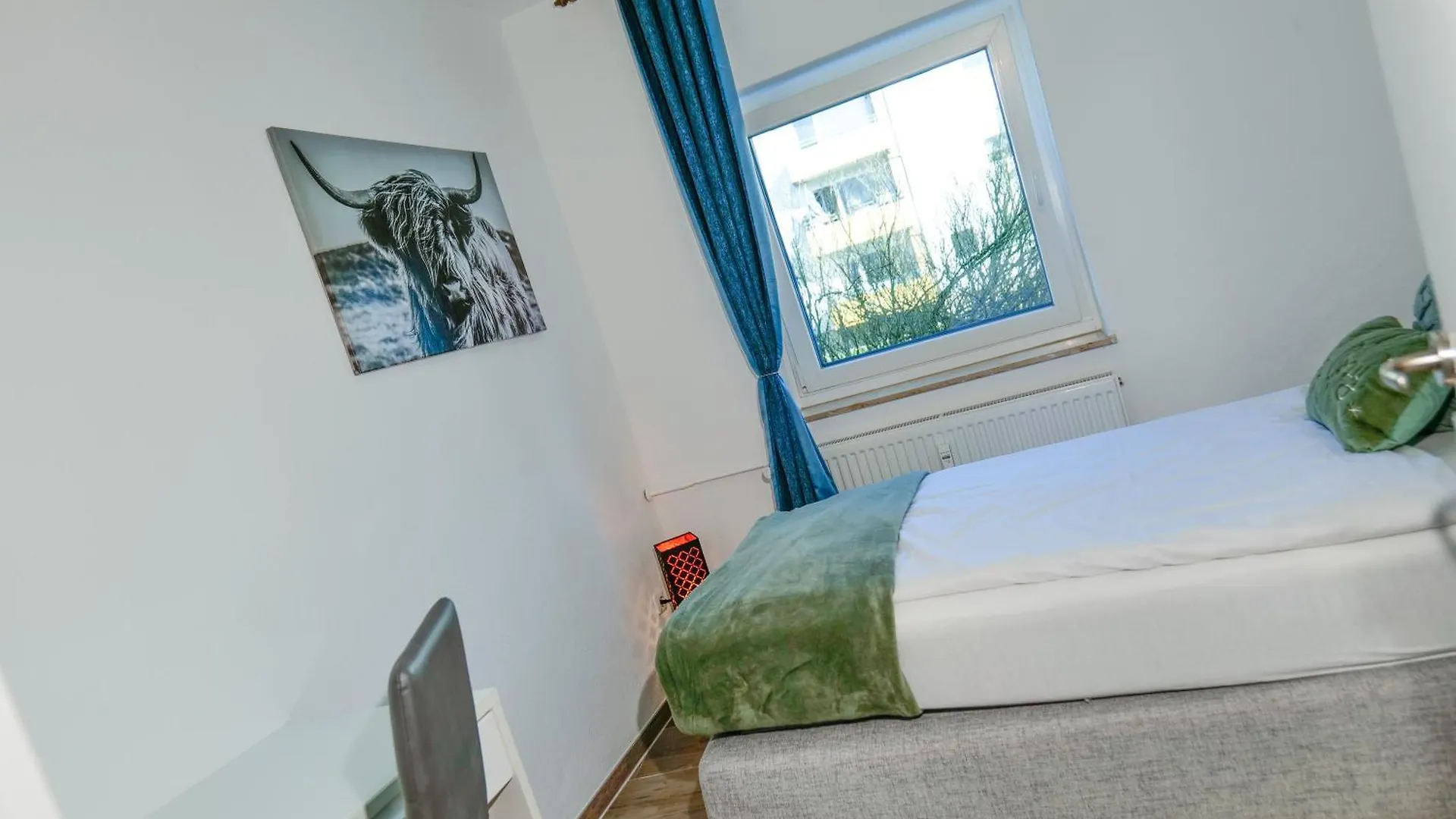 Big 3 Bedrooms Apartment At Ground Floor 汉诺威