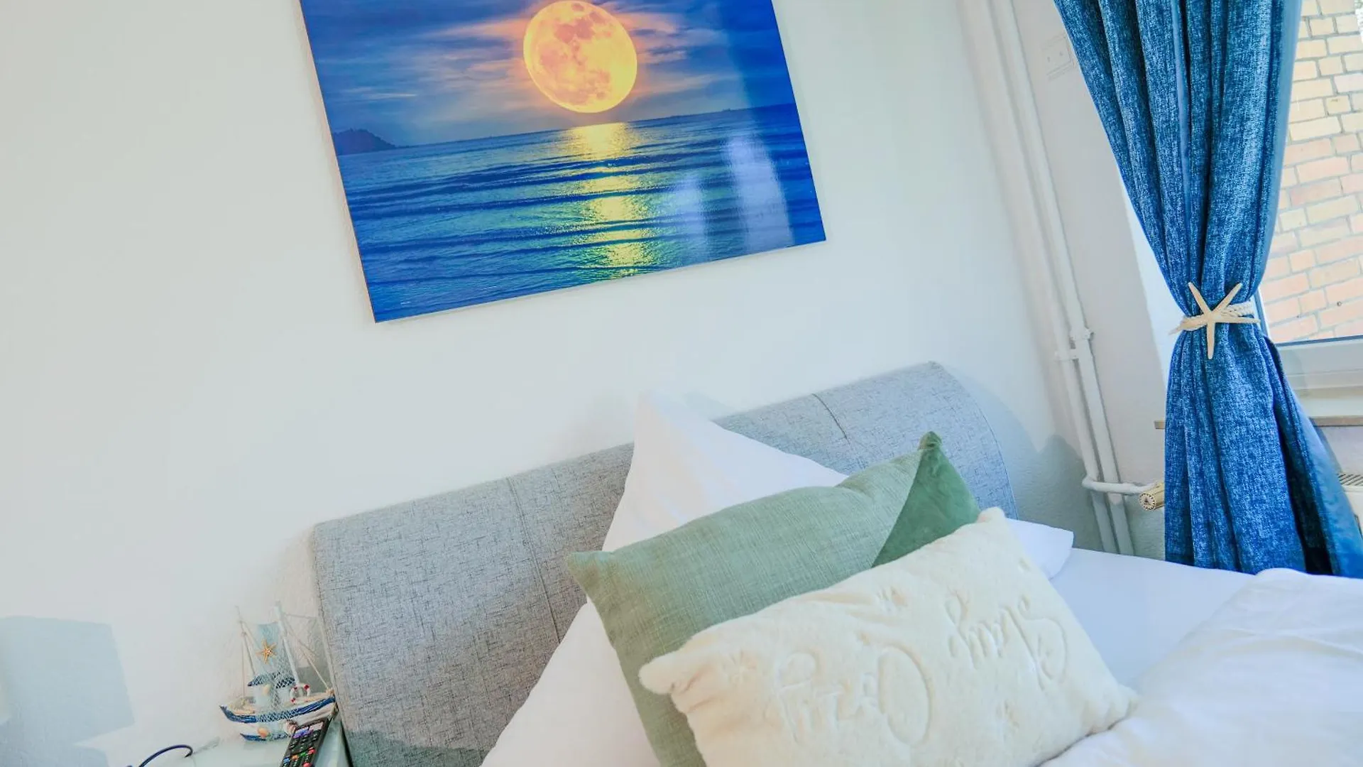 Big 3 Bedrooms Apartment At Ground Floor Hanóver Alemania